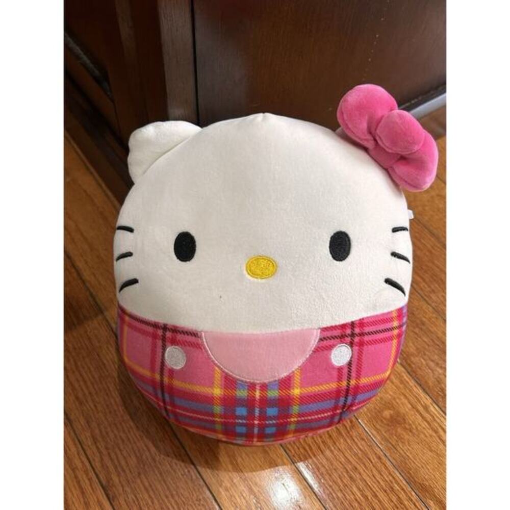 hello kitty squishmallow 8‎ inch